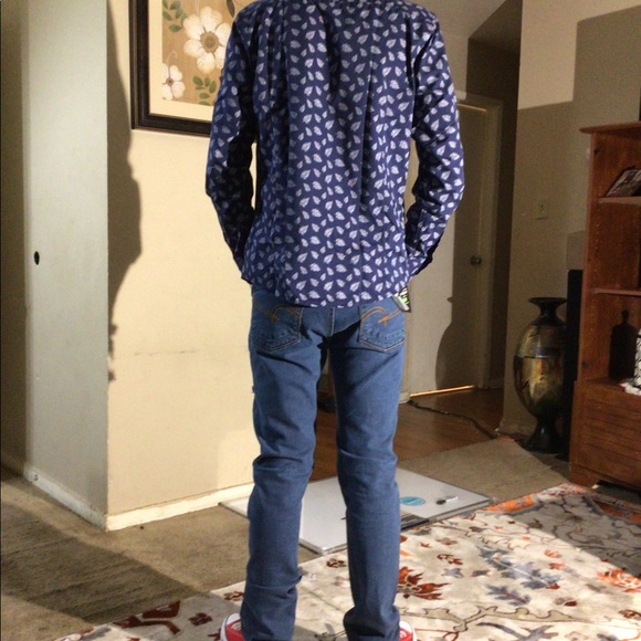 Shirts for men - Picture 2 of 3